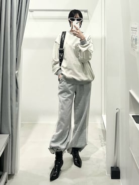 「アイテム（スウェット）」を使った、kitunesandayoさん（レディース・167cm・20代）の冬コーディネート