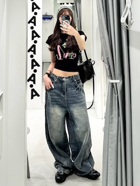 「LAND MUSEUM（ランドミュージアム）のLAND MUSEUM／デニムバレルパンツ（デニムパンツ、ブルー系）」を使った、kitunesandayoさん（レディース・167cm）の夏コーディネート