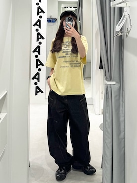 「HOODHOOD（フッドフッド）の【UNISEX】HOODHOOD／TypoヘンリーネックTシャツ（Tシャツ/カットソー、イエロー系）」を使った、kitunesandayoさん（レディース・167cm）の夏コーディネート