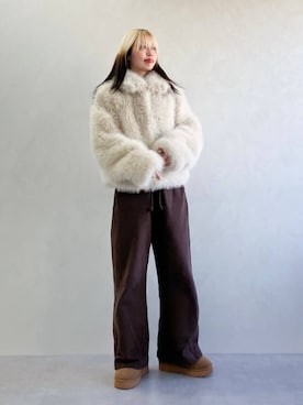 「アイテム（シューズ、イエロー系）」を使った、ひみorientaltrafficさん（レディース・160cm）の冬コーディネート