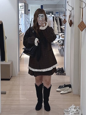 「LOWRYS FARM（ローリーズファーム）の【500mlペットボトル収納可】フラップショルダーＢＡＧ 1046881（ショルダーバッグ、ブラック系）」を使った、ゆうかさん（レディース）の秋コーディネート