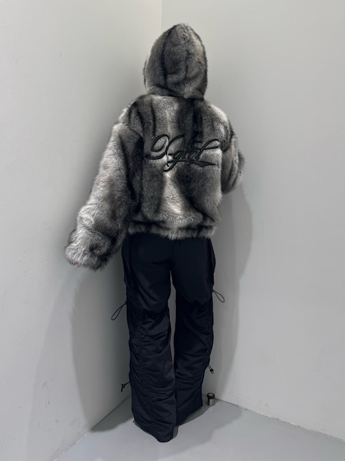 LOGO PATCHED FAUX FUR HOODED JACKET（ブルゾン）｜X-girl（エックス