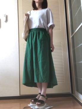 「UNIQLO（ユニクロ）のアイテム（Tシャツ/カットソー、ホワイト系）」を使った、奏さん（レディース・152cm）の夏コーディネート