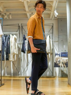 「アイテム（クラッチバッグ）」を使った、2ndbmさん（メンズ・174cm）の春コーディネート