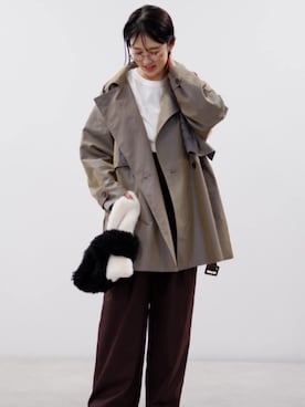 「スラックスパンツ」｜「アイテム（トレンチコート）」を使った、Firsthandさん（レディース・160cm）の秋コーディネート