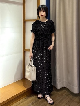 「Juze（ジュゼ）のラインストーンサンダル/2WAY（サンダル、ブラック系）」を使った、ayameさん（レディース・155cm）の夏コーディネート
