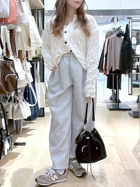 「アイテム（スウェットパンツ）」を使った、ヨシピーさん（レディース・154cm・30代）の秋コーディネート