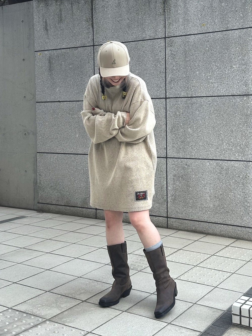 ZARAのブーツを使った「ウエスタンブーツ」の人気ファッション