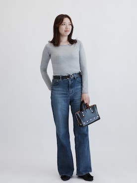 「OUR WACOAL（アワワコール）のカップ付きボートネックトップス（Tシャツ/カットソー、グレー系）」を使った、OURWACOALさん（レディース・164cm）の秋コーディネート