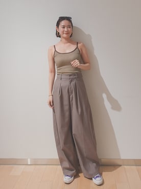 「OUR WACOAL（アワワコール）のカップ付きキャミソール（Camisole、イエロー系）」を使った、OURWACOALさん（レディース）の夏コーディネート