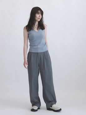 「OUR WACOAL（アワワコール）のカップ付きキャミソール　Vネック(前後)（インナーウェア/肌着、ブルー系）」を使った、OURWACOALさん（レディース・164cm）の秋コーディネート