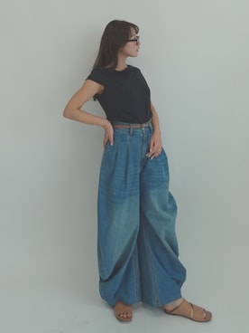 「OUR WACOAL（アワワコール）のカップ付きアシンメトリートップス　ノンワイヤー（T Shirts、ブラック系）」を使った、OURWACOALさん（レディース）の夏コーディネート