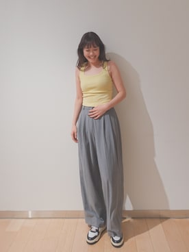 「OUR WACOAL（アワワコール）のカップ付きタンクトップ　ノンワイヤー（Tank tops、イエロー系）」を使った、OURWACOALさん（レディース）の夏コーディネート