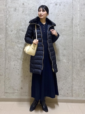 「アイテム（ドレス）」を使った、SAORIさん（レディース・164cm）の冬コーディネート
