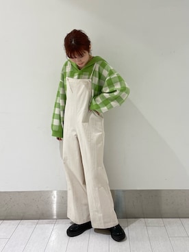 「春ニット」｜「アイテム（サロペット/オーバーオール）」を使った、matsui misakiさん（レディース・159cm）の冬コーディネート