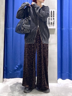 「PAGEBOY（ページボーイ）のフェードニットパーカー 【SHORT＆LONG ２サイズ展開】（パーカー、グレー系）」を使った、Natsukii/나츠키さん（レディース・164cm）の秋コーディネート