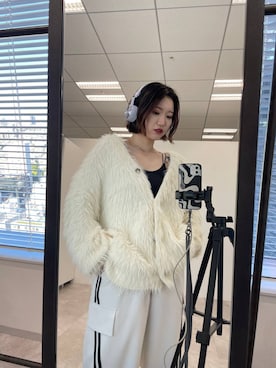 「PAGEBOY（ページボーイ）のモンスターフェザーカーディガン（カーディガン/ボレロ）」を使った、Natsukii/나츠키さん（レディース・164cm）の秋コーディネート