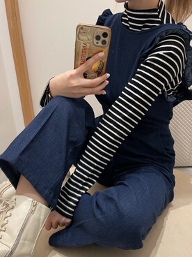 「one after another NICE CLAUP（ワンアフターアナザーナイスクラップ）のアイテム（サロペット/オーバーオール）」を使った、nonokaさん（レディース・166cm）の冬コーディネート