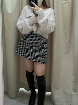 「one after another NICE CLAUP(ワンアフターアナザーナイスクラップ)のキラキラボタンフェザーカーディガン 2023SS(カーディガン/ボレロ、ピンク系)」を使った、ゆみなさん(レディース・158cm)の冬コーディネート