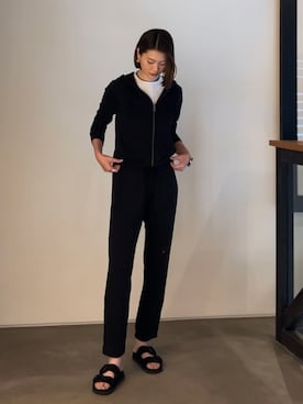 「アイテム（スウェットパンツ）」を使った、TOMORROWLAND_kitaoさん（レディース・172cm）の夏コーディネート