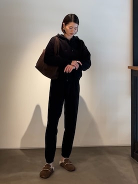 「アイテム（トートバッグ）」を使った、TOMORROWLAND_kitaoさん（レディース・172cm）の秋コーディネート