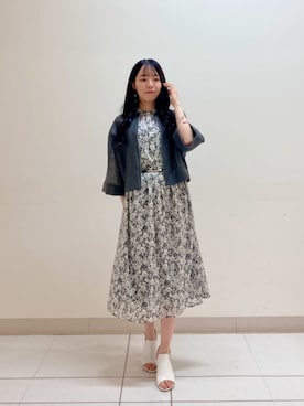 「COMME CA（コムサ）のアイテム」を使った、COMME CA OFFICIALさん（レディース・159cm）の夏コーディネート
