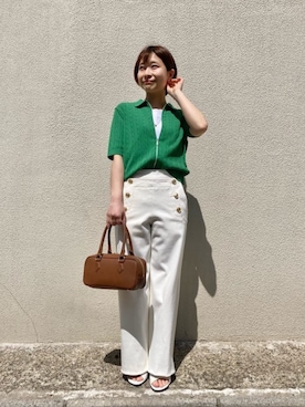 「COMME CA（コムサ）のバックストラップ サンダル（サンダル、ホワイト系）」を使った、COMME CA OFFICIALさん（レディース・166cm）の春コーディネート