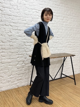 「アイテム（アームカバー）」を使った、Airi Nozawaさん（レディース・173cm）の秋コーディネート