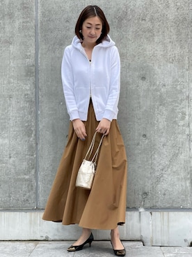 「アイテム（パーカー）」を使った、ayakaさん（レディース・170cm）の春コーディネート