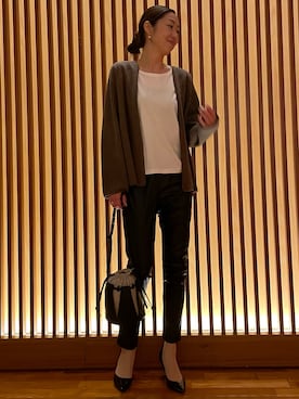 「アイテム（カーディガン/ボレロ）」を使った、ayakaさん（レディース・170cm）の冬コーディネート