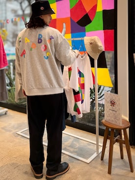 「FRAPBOIS」｜「アイテム（スウェット）」を使った、kamadaさん（メンズ・169cm）の春コーディネート