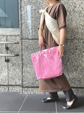 「Casselini（キャセリーニ）のアイテム（かごバッグ）」を使った、Fumioさん（レディース・157cm）の夏コーディネート