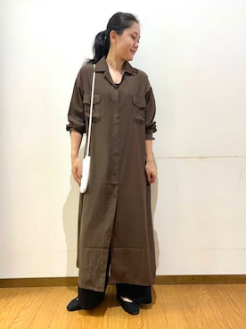 「アイテム（シャツワンピース）」を使った、Mizukiさん（レディース・163cm）の秋コーディネート