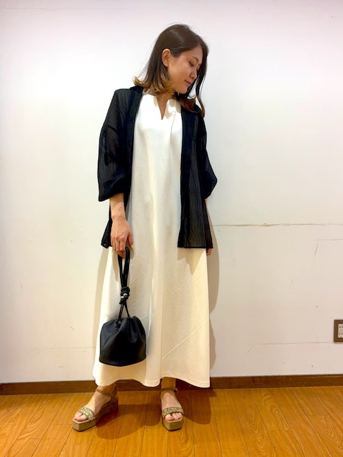 カットミラノノースリワンピース