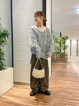 「KBF（ケイビーエフ）のシアーベロアシャーリングスリーブトップス（Tシャツ/カットソー）」を使った、mikaさん（レディース・154cm）の秋コーディネート