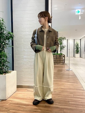 「アイテム（その他アウター、ブラウン系）」を使った、mikaさん（レディース・154cm）の秋コーディネート