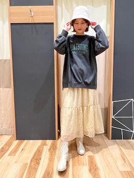 「Samansa Mos2 blue」｜「アイテム（スウェット）」を使った、rei..naさん（レディース・164cm）の秋コーディネート