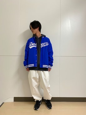 「SPINNS（スピンズ）のアイテム（スタジャン）」を使った、Toru tanakaさん（メンズ・171cm）の秋コーディネート