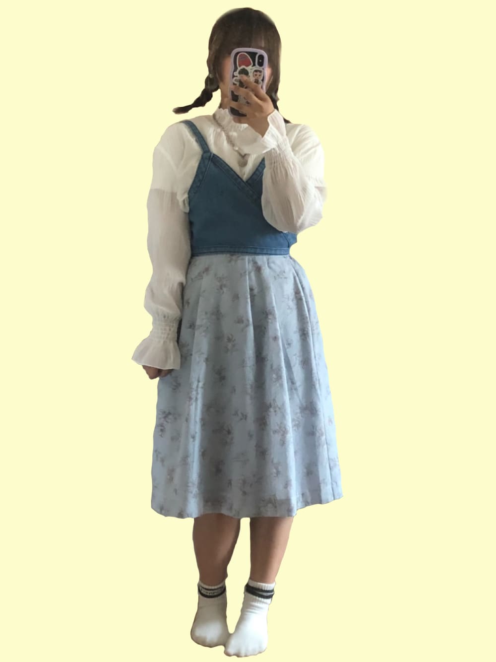 「低身長、低身長女子、低身長コーデ、ガーリー」｜「Honeysのロゴラインクルーソックス（ソックス/靴下、ホワイト系）」を使った、⸜🌻⸝‍*ゆ.⸜🌷︎⸝‍さん（骨格ウェーブ・レディース・150cm）の秋コーディネートの1枚目の写真