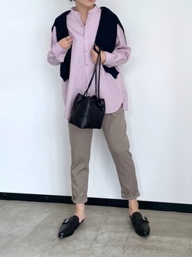 「OUVRAGE CLASSE（ウヴラージュクラス）の【TICCA】ノーカラーシャツ（シャツ/ブラウス、ピンク系）」を使った、hanaさん（レディース・160cm）の秋コーディネート