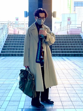 「COMOLI（コモリ）のアイテム（トレンチコート）」を使った、chanmura0126さん（メンズ・172cm）の冬コーディネート
