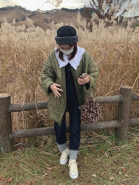 「襟付きトップス」｜「アイテム（ノーカラージャケット）」を使った、笑歌さん（レディース・156cm）の冬コーディネート