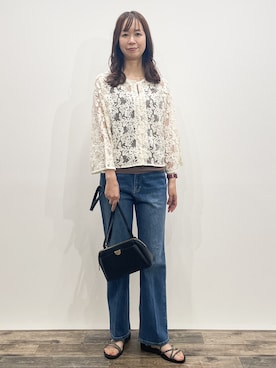 「OPAQUE.CLIP（オペークドットクリップ）の刺繍レースショートブラウス【洗える】（シャツ/ブラウス、ホワイト系）」を使った、aimiku09さん（レディース・166cm）の夏コーディネート