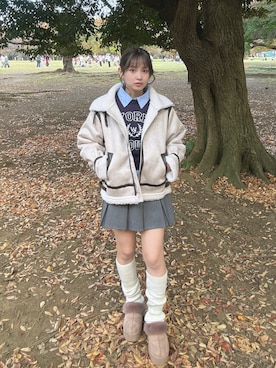 「アイテム（ムートンコート）」を使った、Miyukiさん（レディース・160cm）の秋コーディネート