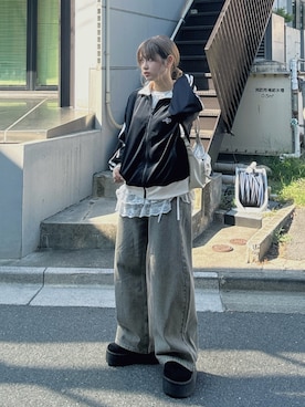 「アイテム（ジャージ）」を使った、Miyukiさん（レディース・160cm）の秋コーディネート