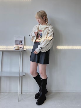 「AS KNOW AS plus（アズノゥアズプラス）のアイテム（ナイロンジャケット）」を使った、Miyukiさん（レディース・160cm）の冬コーディネート