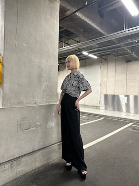 「EMODA（エモダ）のアイテム（その他パンツ）」を使った、武島マリアさん（レディース・157cm）の春コーディネート