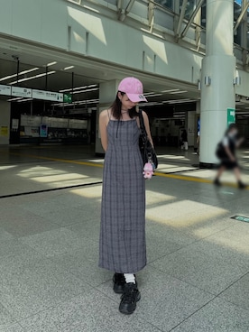 「アイテム（ワンピース/ドレス）」を使った、桂束咲さん（レディース・170cm）の夏コーディネート