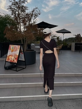「アイテム（ワンピース/ドレス）」を使った、桂束咲さん（レディース・170cm）の夏コーディネート