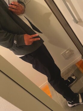 「UNIVERSAL OVERALL（ユニバーサルオーバーオール）のアイテム（パンツ）」を使った、Ogashoさん（メンズ・181cm）の春コーディネート